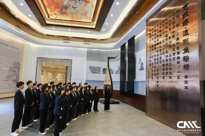焦桐作弦奏华章！郑州工商学院兰考学院探访“音乐小镇”产业振兴密码