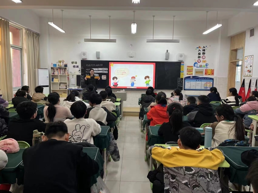 文法学院与鸿雁小学签署协同育人合作协议
