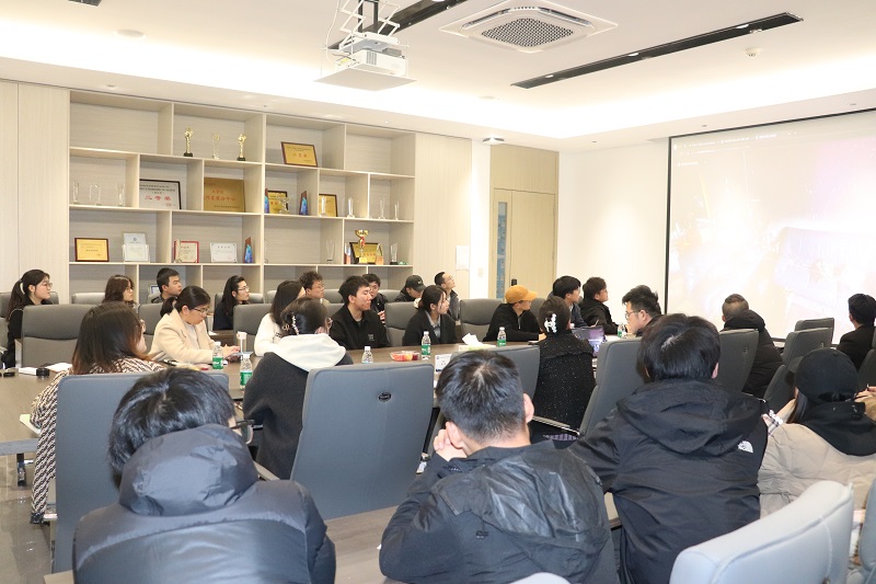 6t体育特邀河南省三维勘测设计有限公司专家刘志峰来院作学术报告